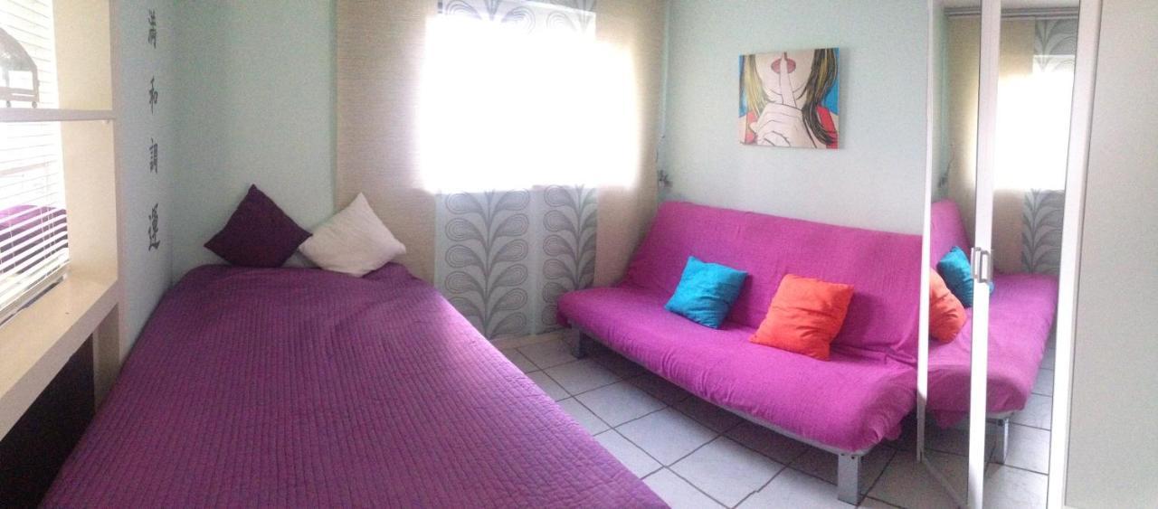 Dormitorium Kaarst Wohnraum Auf Zeit Hostel Bagian luar foto