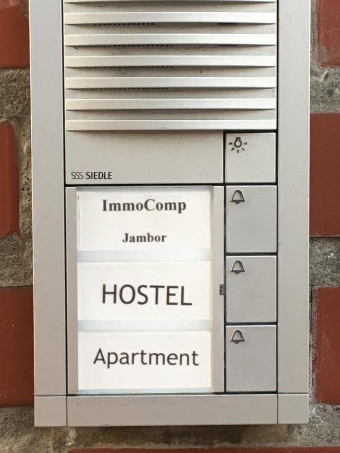 Dormitorium Kaarst Wohnraum Auf Zeit Hostel Bagian luar foto