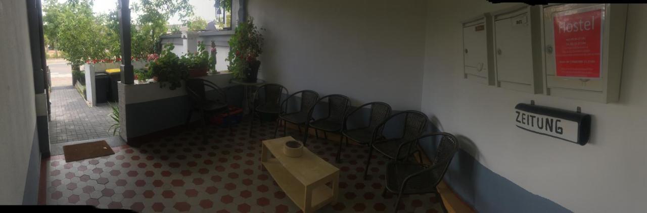 Dormitorium Kaarst Wohnraum Auf Zeit Hostel Bagian luar foto