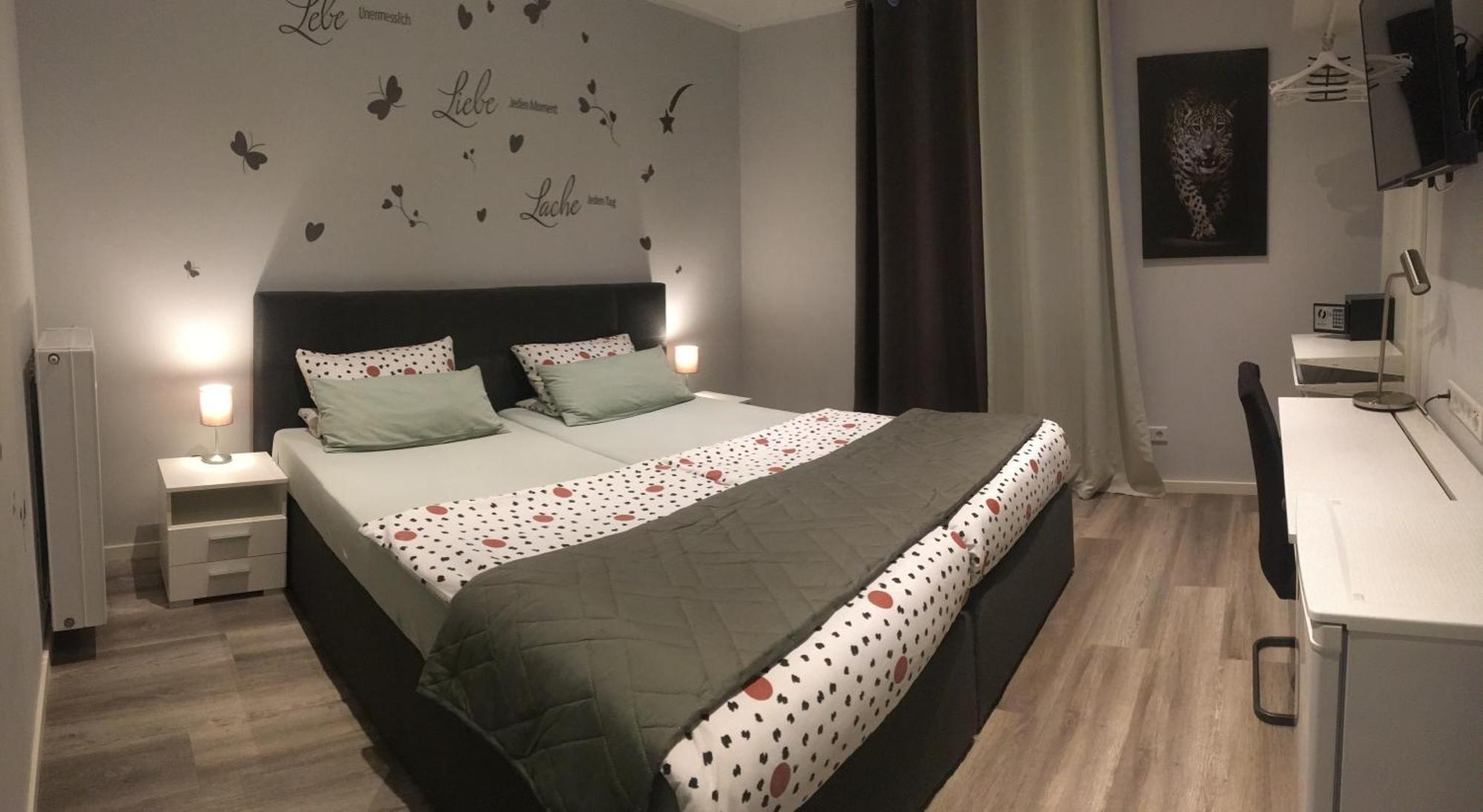 Dormitorium Kaarst Wohnraum Auf Zeit Hostel Bagian luar foto